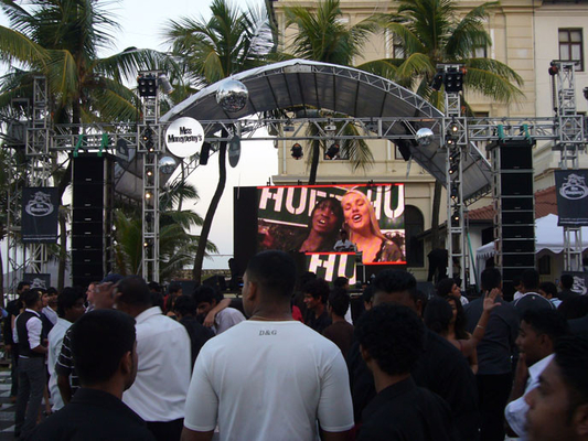 Outdoor Rental P12.5 Transparent LED Screen Ultra thin SMD 3535 LED display