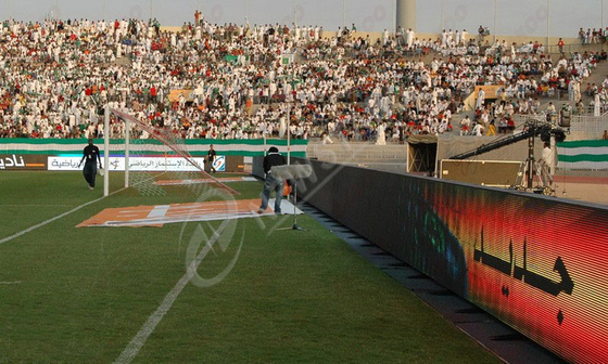 Waterproof P25 Stadium Perimeter LED Display For Logos , Advertisement Play
